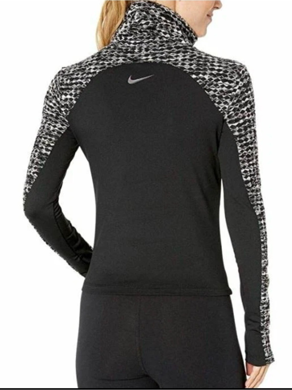 Nike Pro Hyperwarm Women’s XL Funnel‑Neck Training Top • Black/Gray Stretch